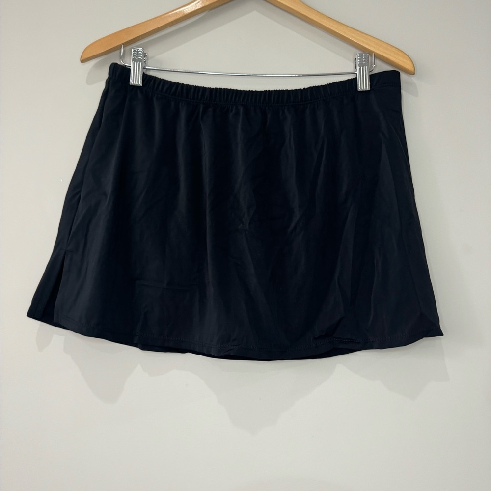 Swimsuits for All NWT Black Swim skirt bikini Skort Side Slit Size 18